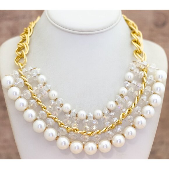 18 inch, Vintage Multi White Faux Pearls Gold Tone Bib Necklace - X25 - Picture 2 of 3